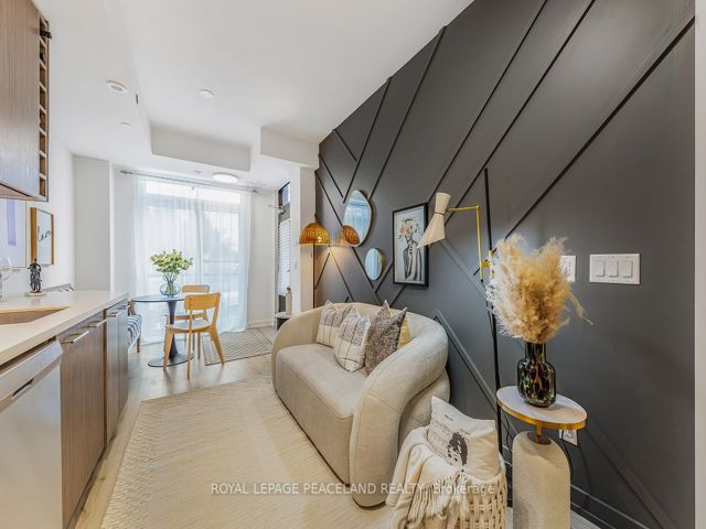 15 - 266 Finch Ave E