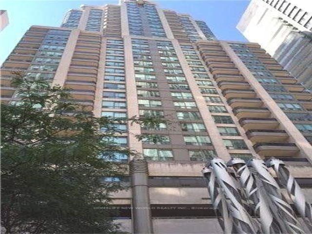 3605 - 750 Bay St