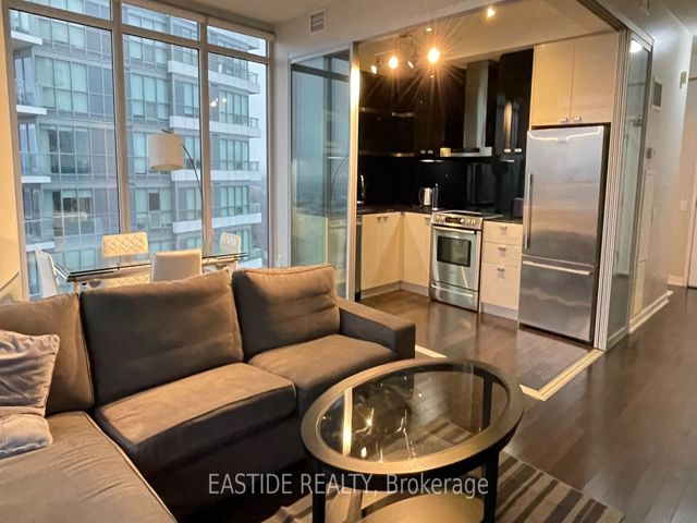 2708 - 121 Mcmahon Dr