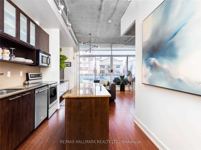 311 - 66 Portland St