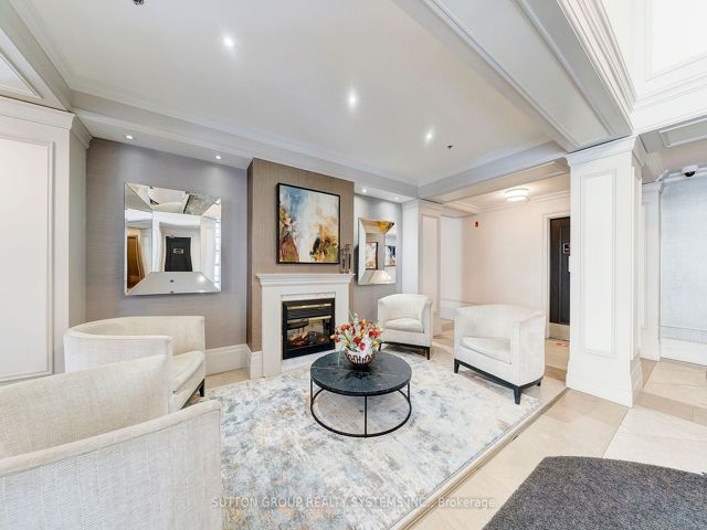 417 - 205 The Donway  W