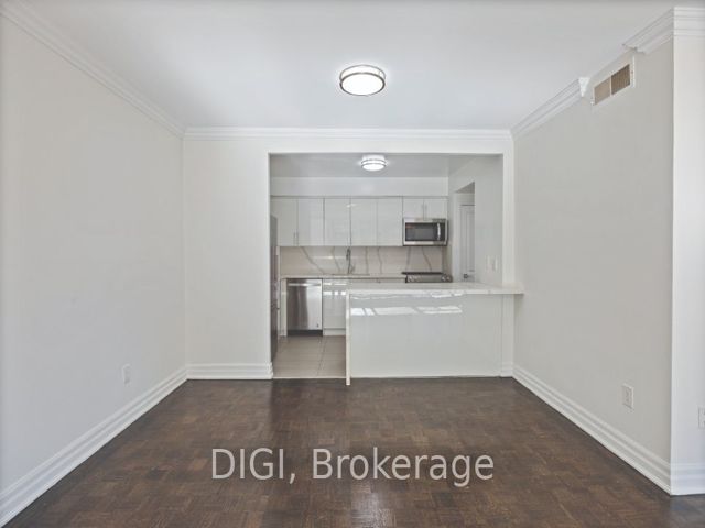 701 - 50 Price Arthur Ave