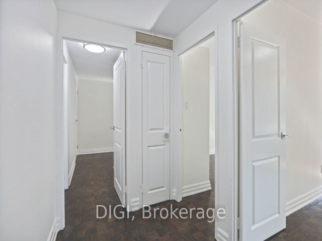701 - 50 Price Arthur Ave