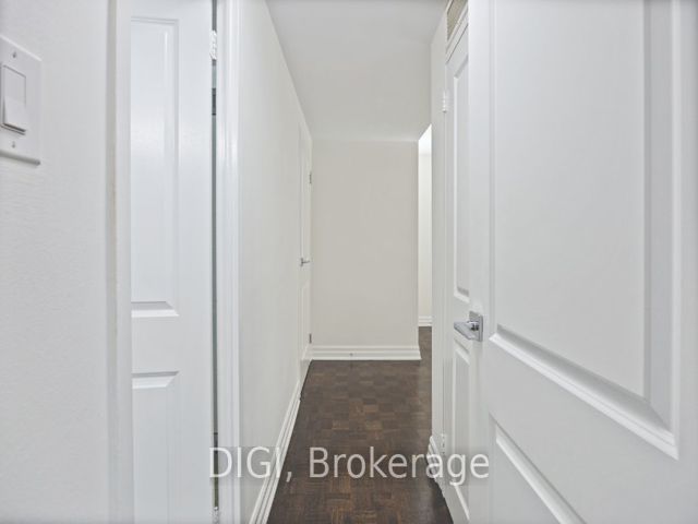 701 - 50 Price Arthur Ave