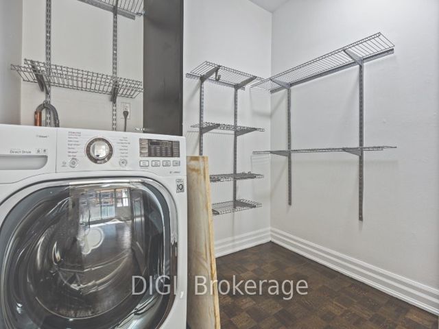 701 - 50 Price Arthur Ave