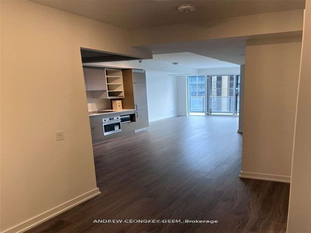 1406 - 20 Edward St