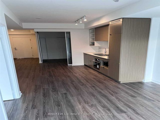 1406 - 20 Edward St