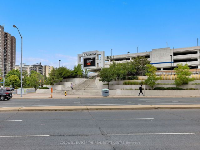 612 - 70 Forest Manor Rd