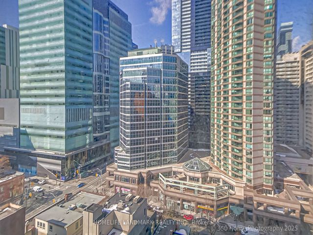 1703 - 633 Bay St