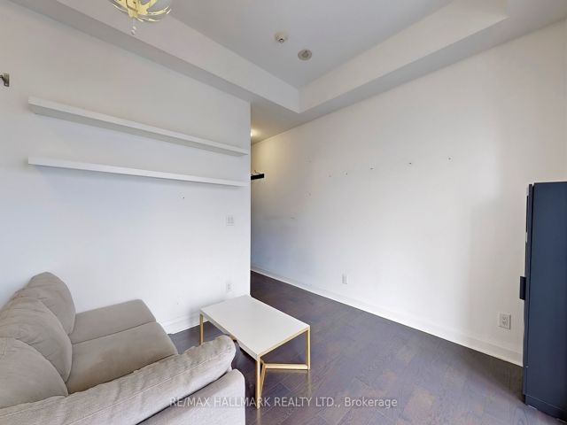 3607 - 65 St Mary St