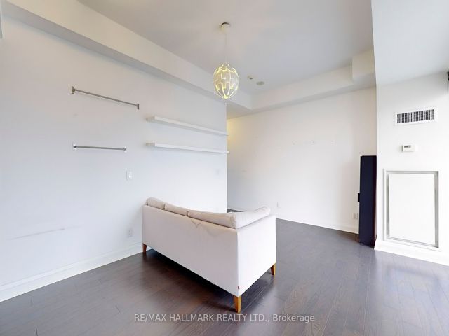 3607 - 65 St Mary St