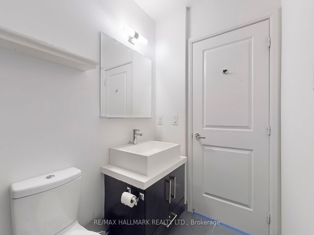 3607 - 65 St Mary St