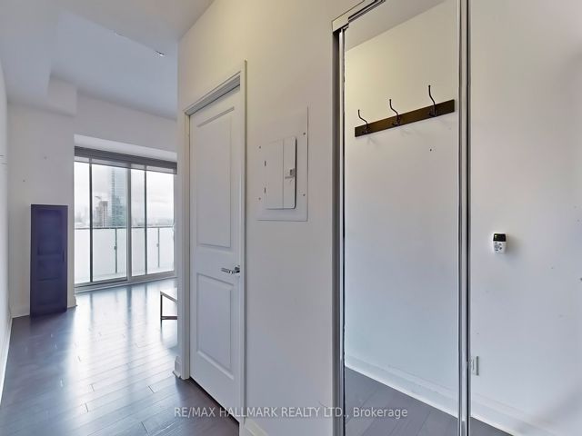 3607 - 65 St Mary St
