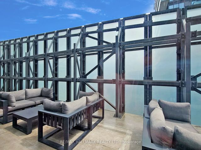 3607 - 65 St Mary St