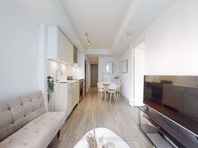 4304 - 251 Jarvis St