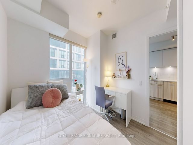4304 - 251 Jarvis St
