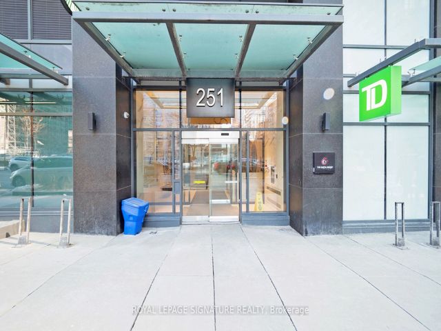 4304 - 251 Jarvis St