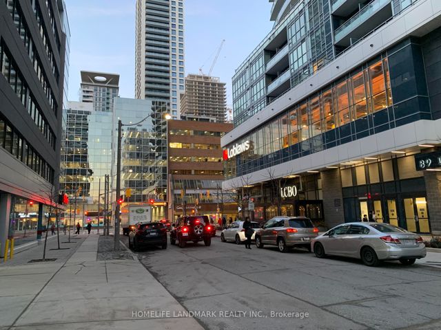 2311 - 50 Dunfield Ave