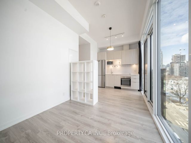 612 - 20 Tubman Ave