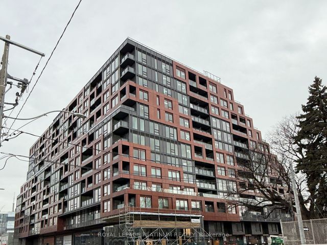 210 - 28 Eastern Ave