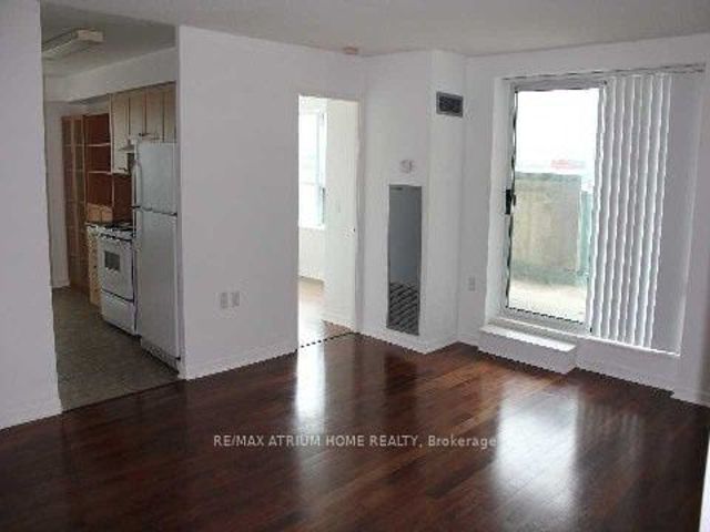 507 - 26 Olive Ave