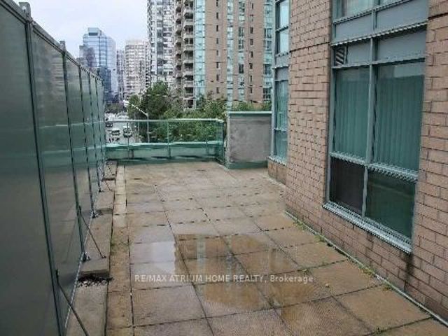 507 - 26 Olive Ave