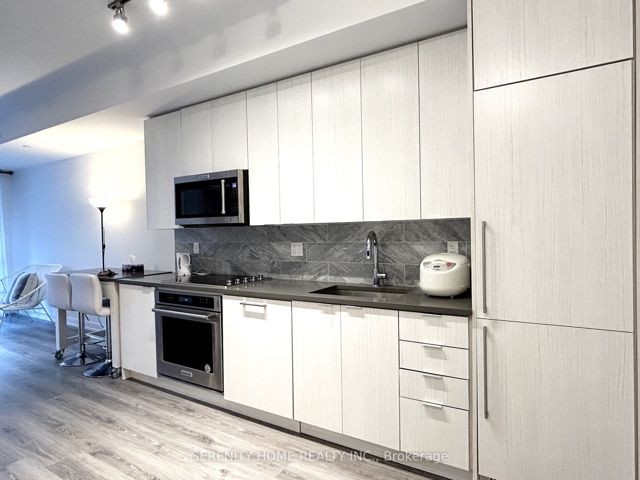 325 - 38 Iannuzzi St