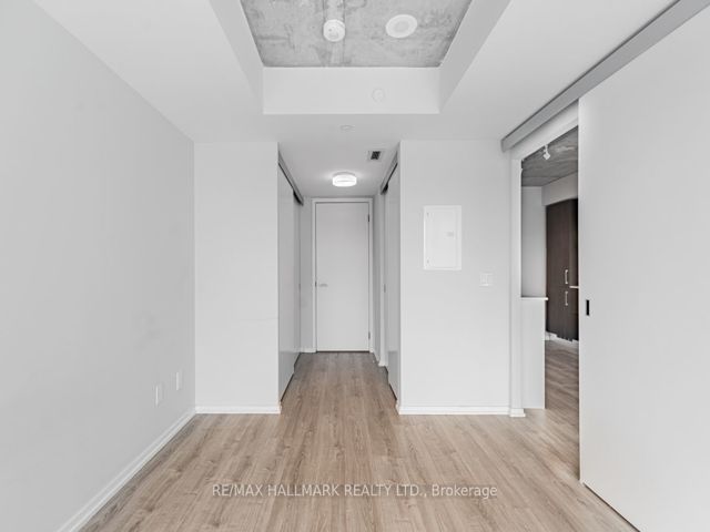 707 - 5 Soudan Ave