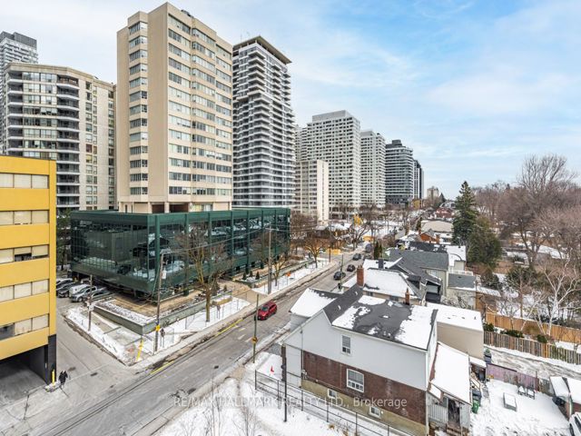 707 - 5 Soudan Ave
