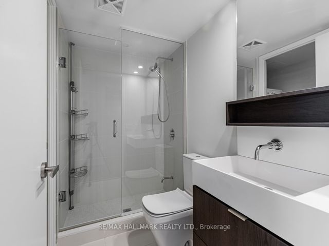 707 - 5 Soudan Ave