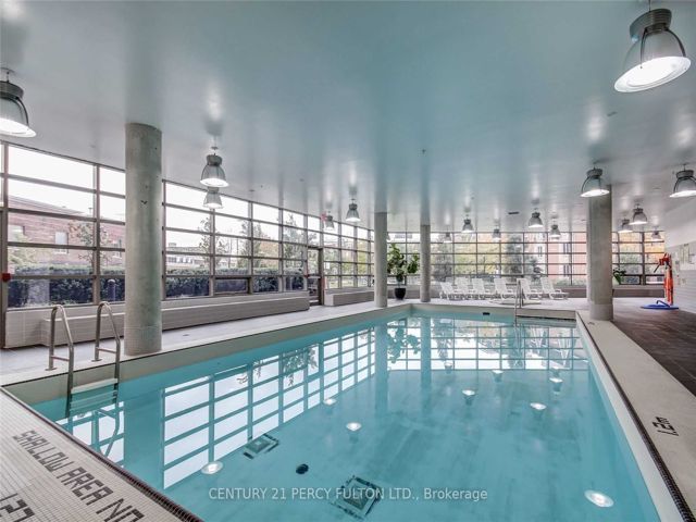 727 - 38 Joe Shuster Way