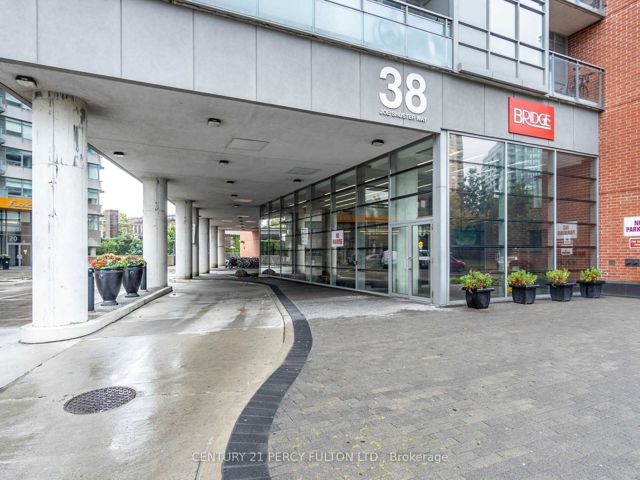 727 - 38 Joe Shuster Way