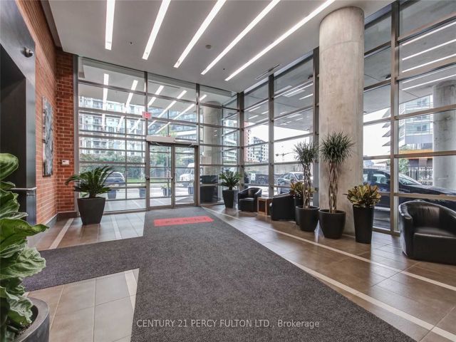 727 - 38 Joe Shuster Way