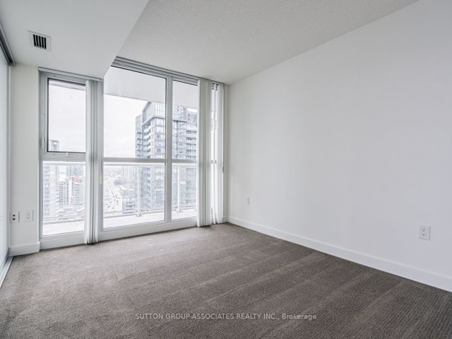 2808 - 75 Queens Wharf Rd