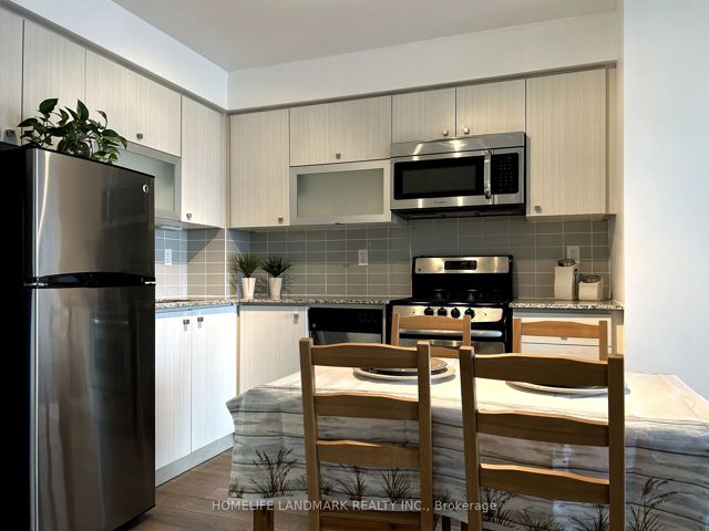 1612 - 275 Yorkland Rd