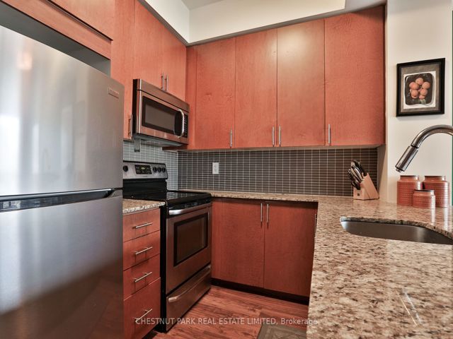 208 - 260 Sackville St