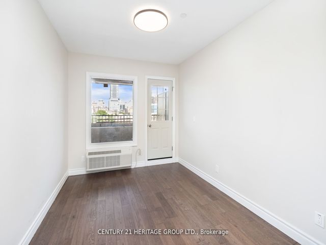 509 - 302 Spadina Ave