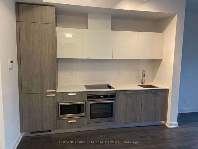1304 - 50 Charles St E
