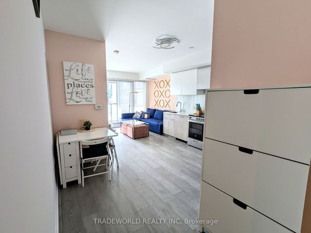 717 - 251 Jarvis St