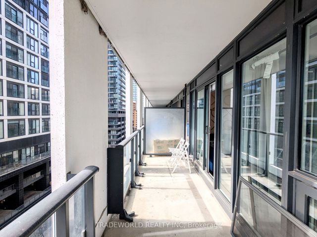 717 - 251 Jarvis St