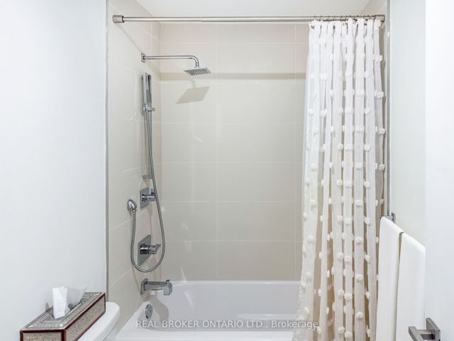 201 - 223 St. Clair Ave W