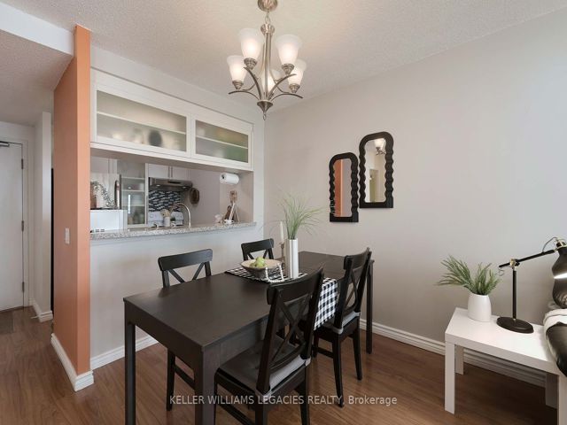 1203 - 7 Bishop Ave