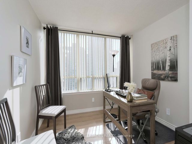1203 - 7 Bishop Ave