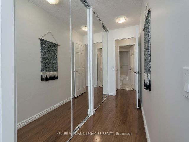 1203 - 7 Bishop Ave