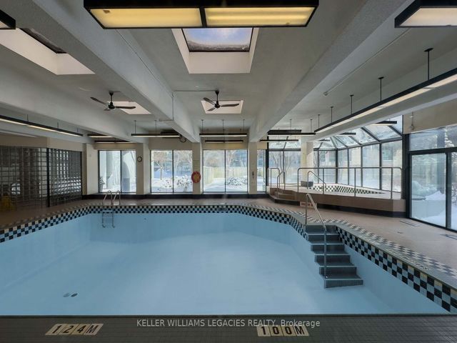 1203 - 7 Bishop Ave