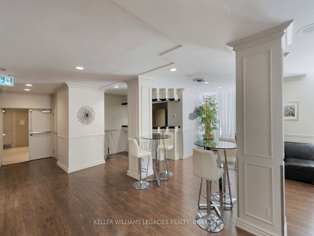 1203 - 7 Bishop Ave