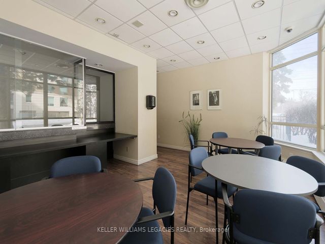 1203 - 7 Bishop Ave