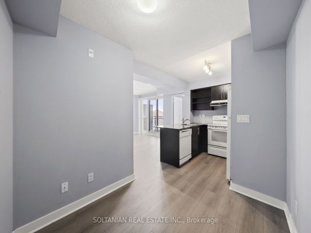 428 - 120 Dallimore Circ
