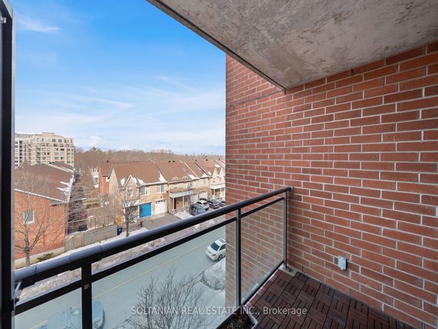 428 - 120 Dallimore Circ