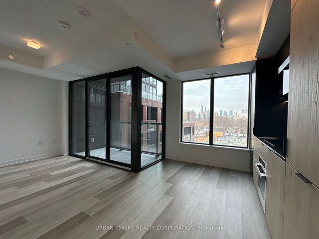 536 - 28 Eastern Ave